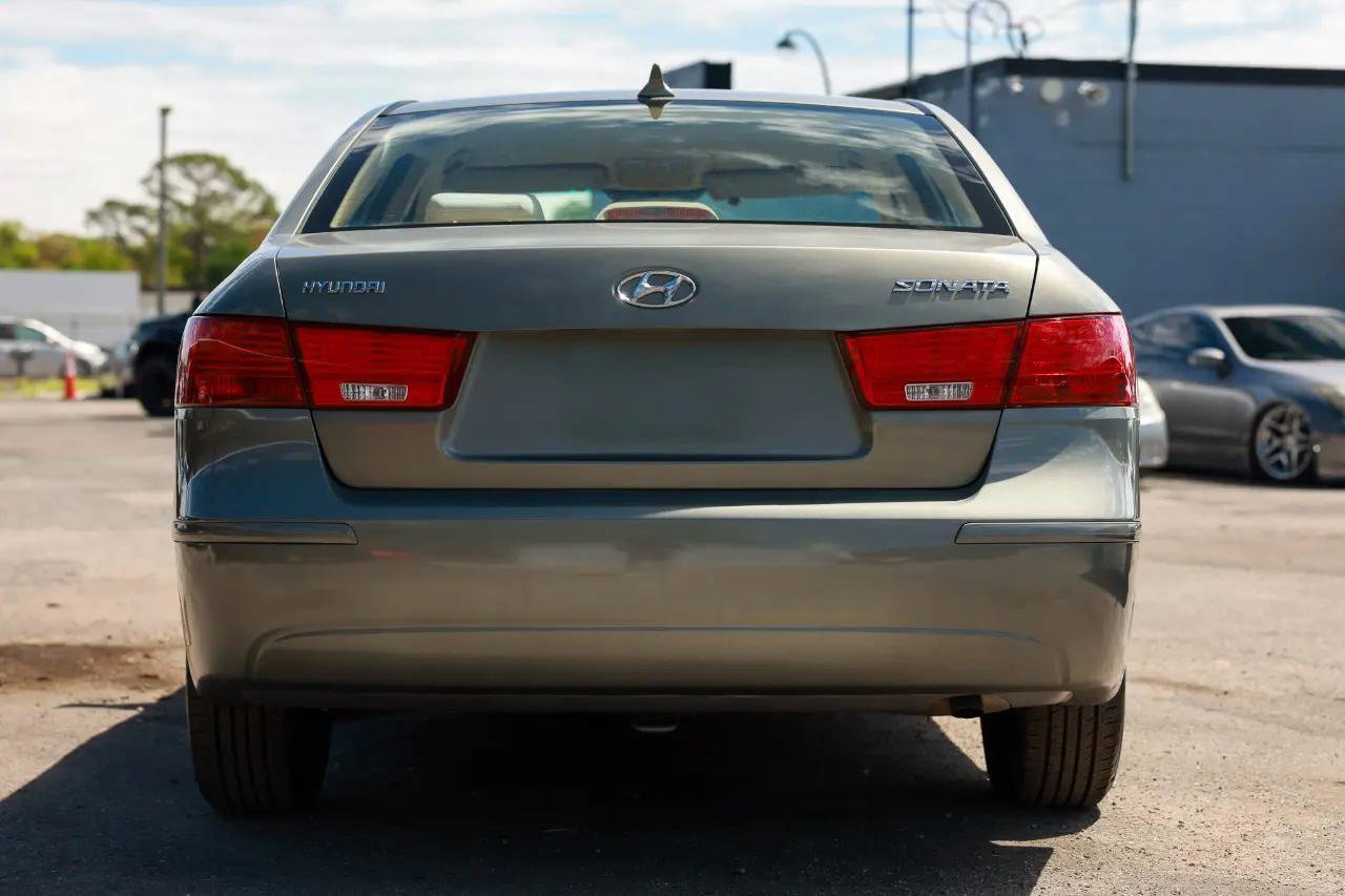 Used 2009 Hyundai Sonata GLS FWD image 7