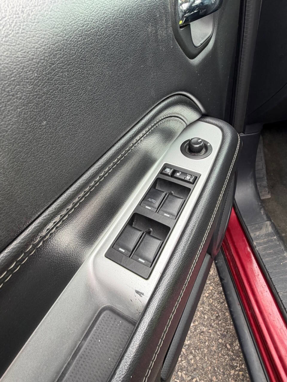 Used 2016 Jeep Compass High Altitude AWD/4WD image 15