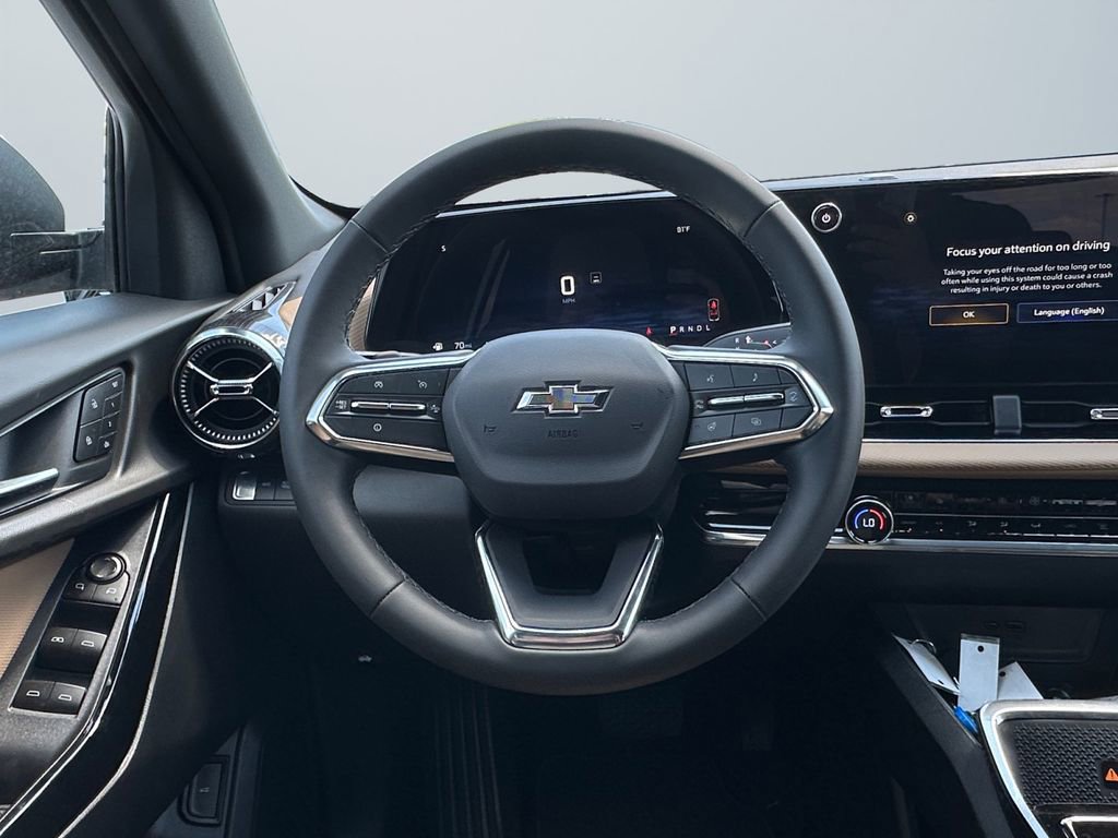 New 2026 Chevrolet Equinox ACTIV AWD/4WD image 12
