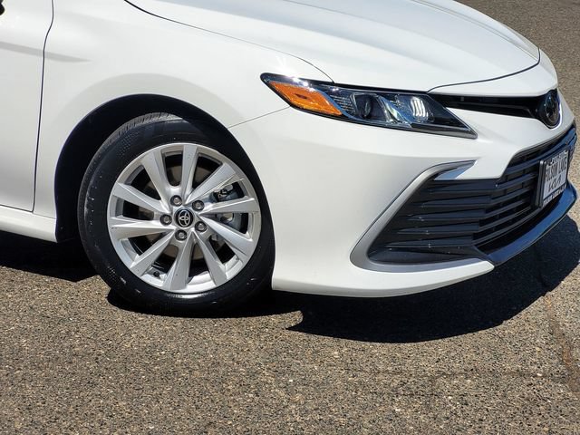 Used 2024 Toyota Camry LE w/ Convenience Package FWD image 6