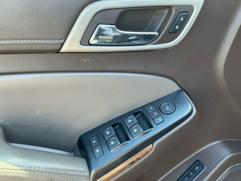 Used 2015 GMC Yukon Denali w/ Open Road Package image 16