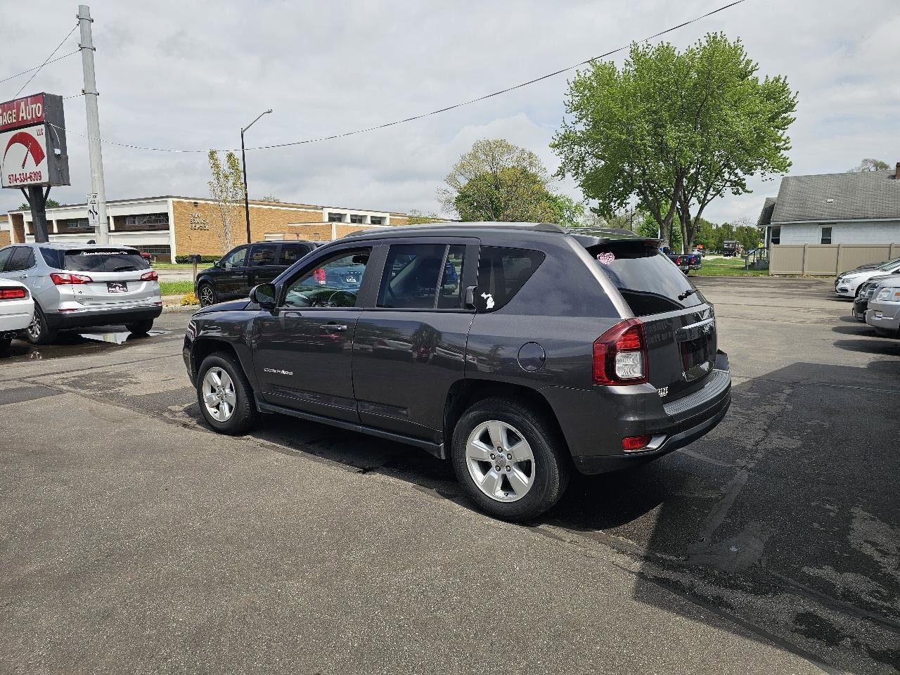 Used 2014 Jeep Compass Sport w/ Power Value Group FWD image 7