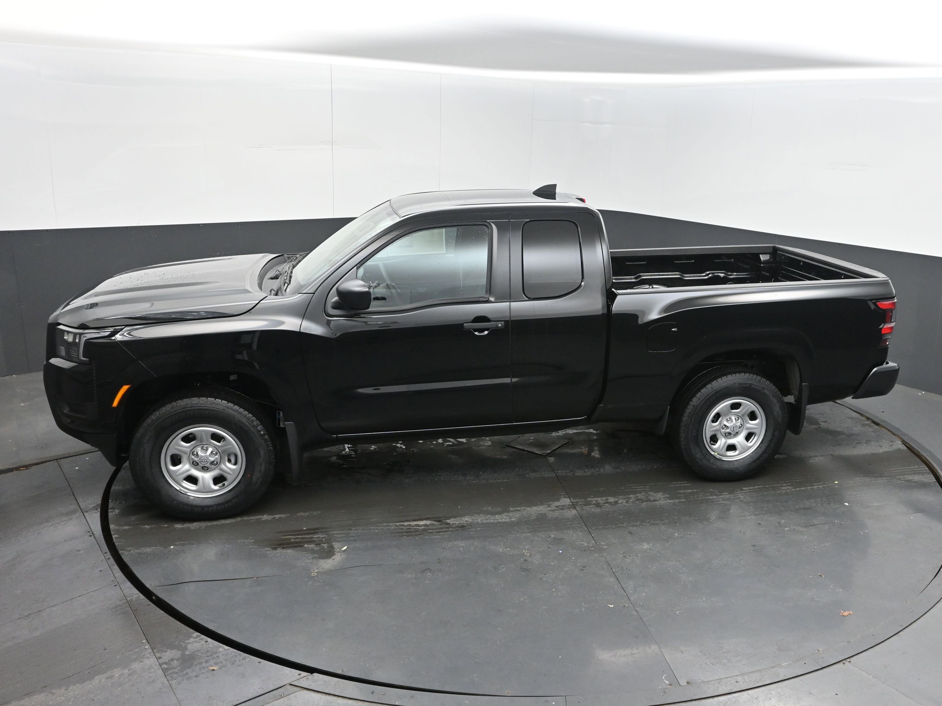 New 2026 Nissan Frontier S image 34