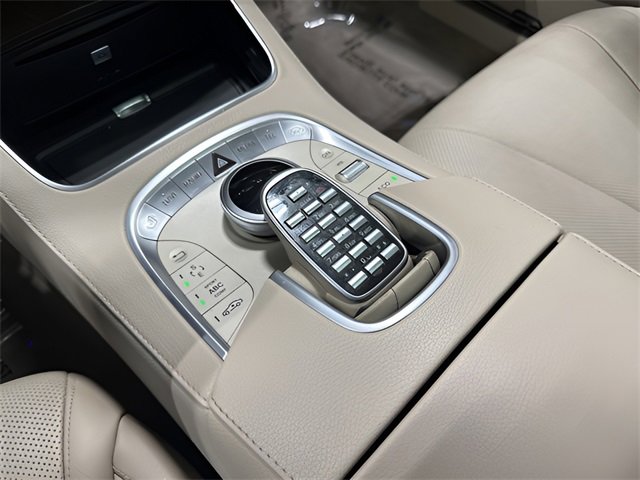 Used 2014 Mercedes-Benz S 550 Sedan image 25