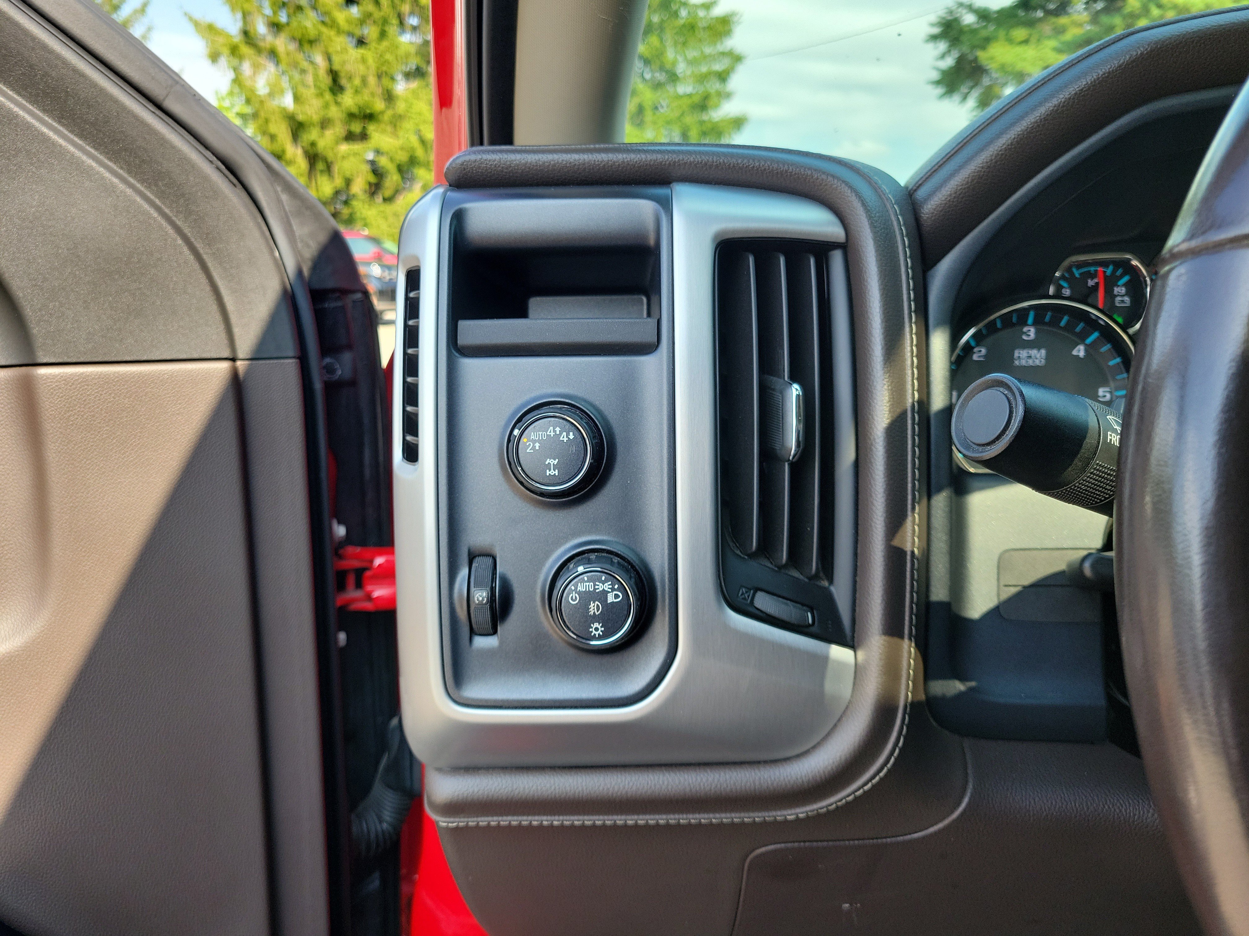 Used 2018 GMC Sierra 1500 SLT w/ SLT Premium Package AWD/4WD image 20