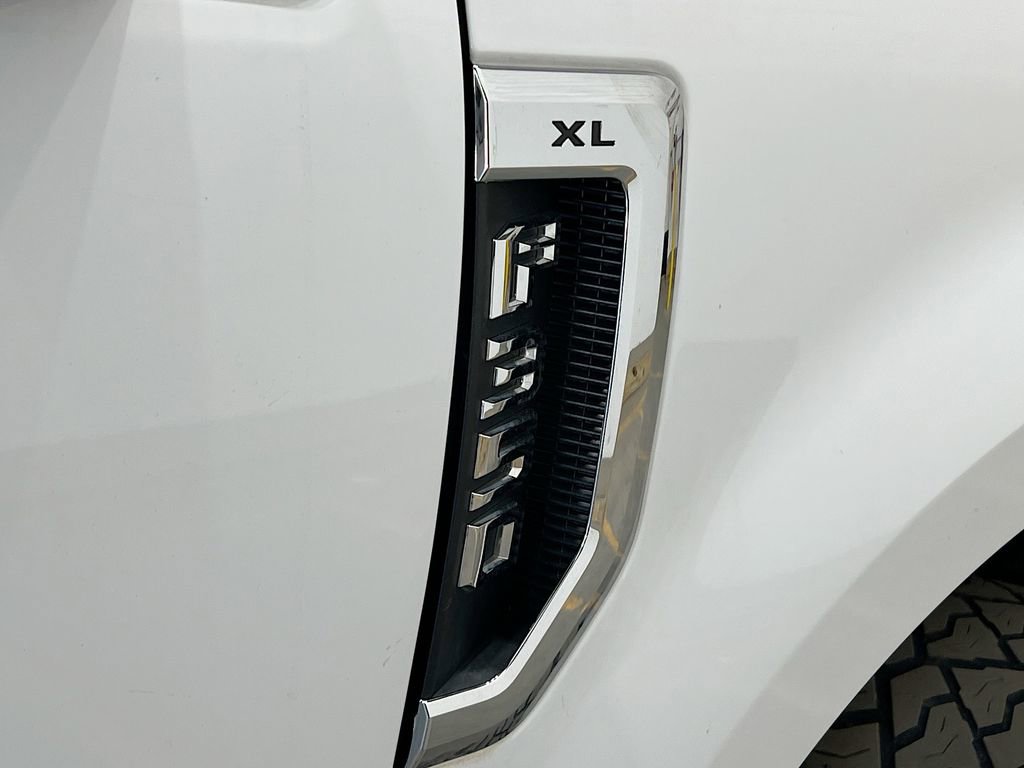 Used 2017 Ford F350 XL image 41