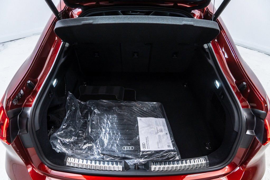 Used 2025 Audi A5 2.0T Premium w/ Convenience Package image 25