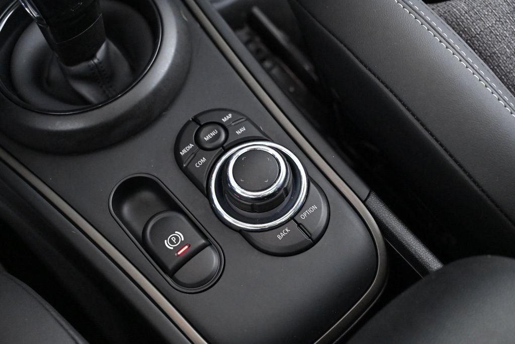 Certified 2024 MINI Cooper Countryman S FWD image 20