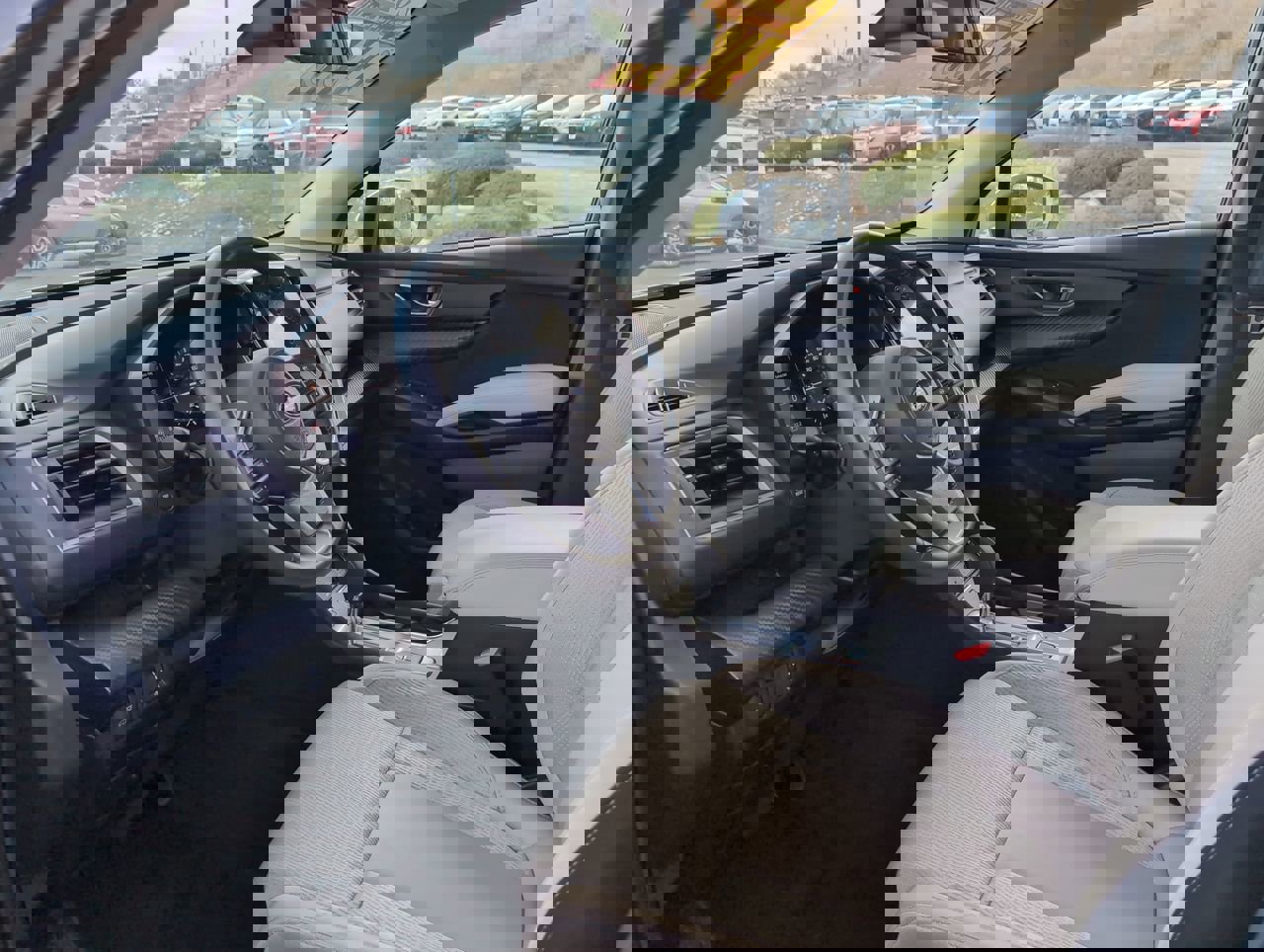 Used 2024 Subaru Ascent Premium w/ Convenience Package image 10