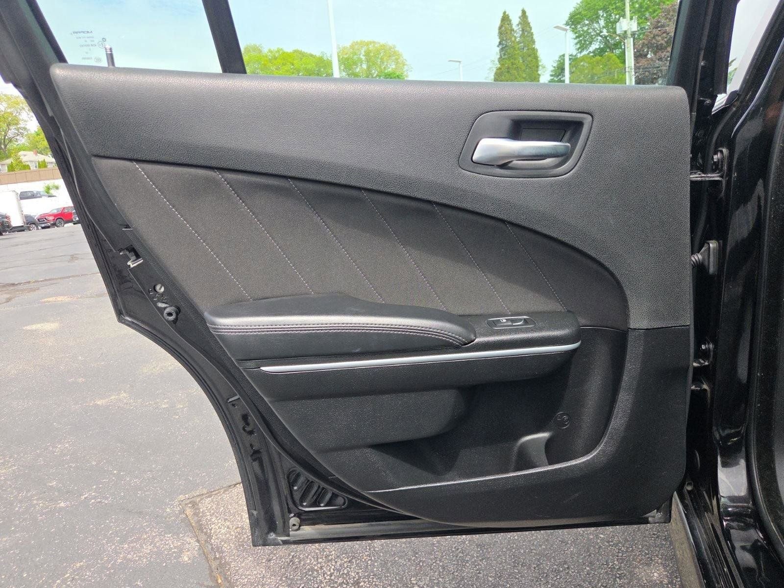 Used 2023 Dodge Charger GT image 27