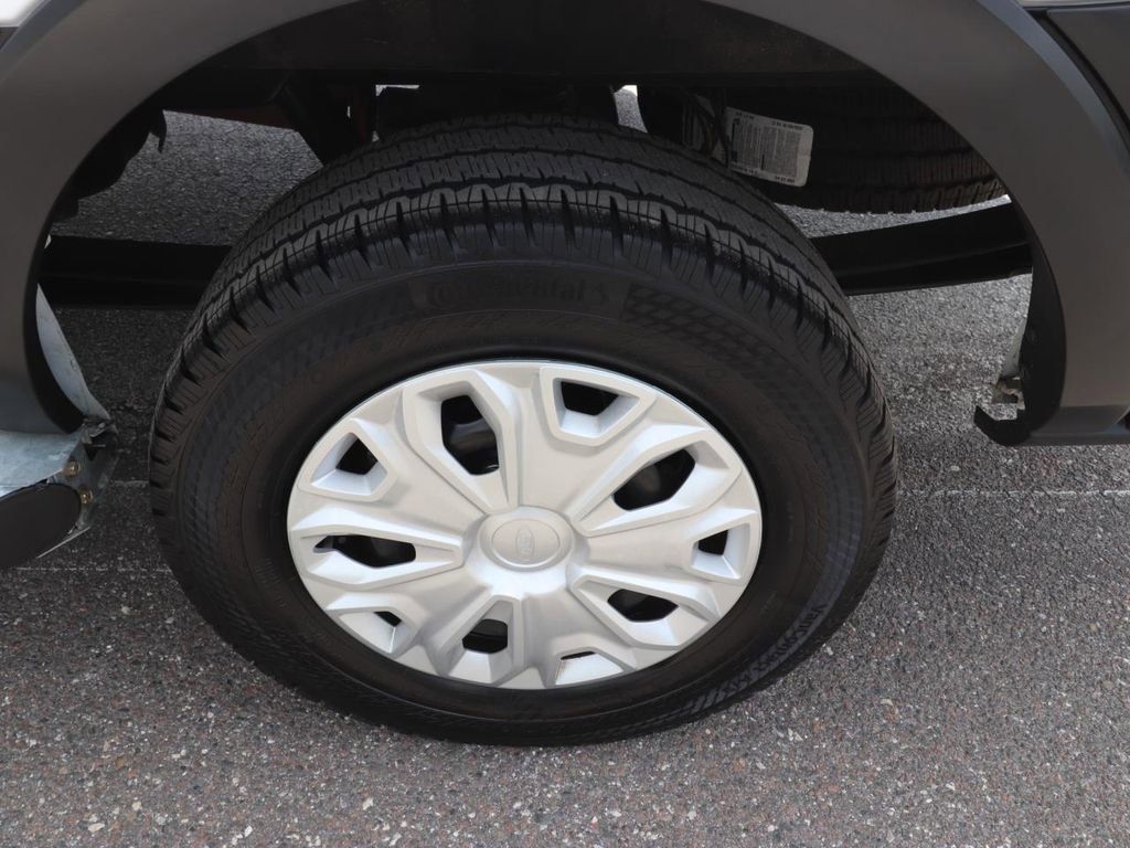 Used 2024 Ford Transit 250 Low Roof w/ Exterior Upgrade Package RWD image 9