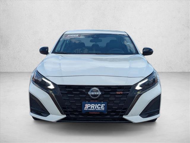 Used 2024 Nissan Altima 2.5 SR image 2