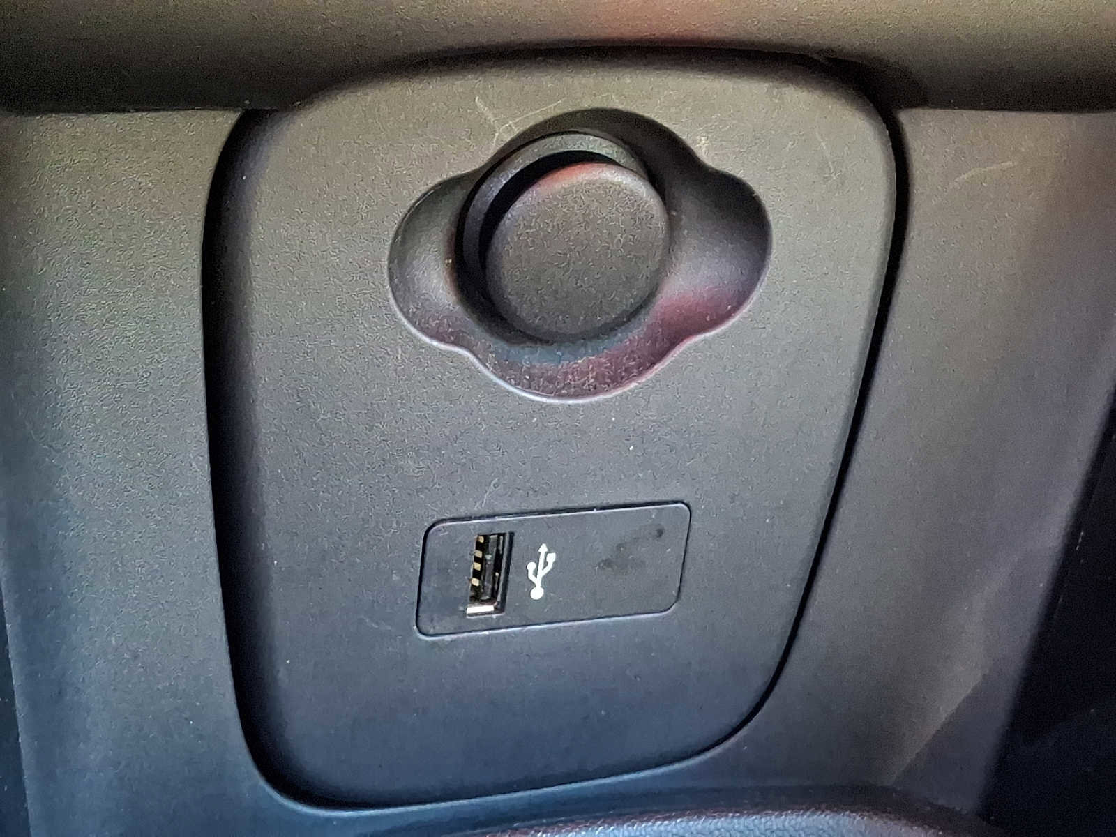 Used 2019 MINI Cooper S w/ Signature Upholstery Package image 21