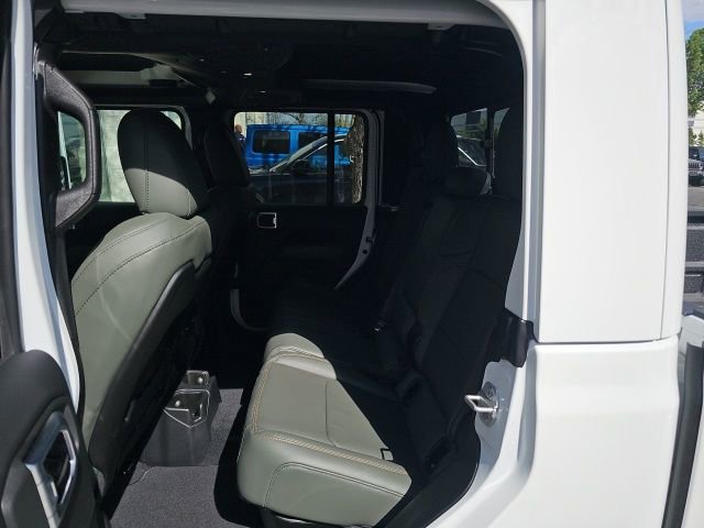 Used 2026 Jeep Gladiator Mojave image 14