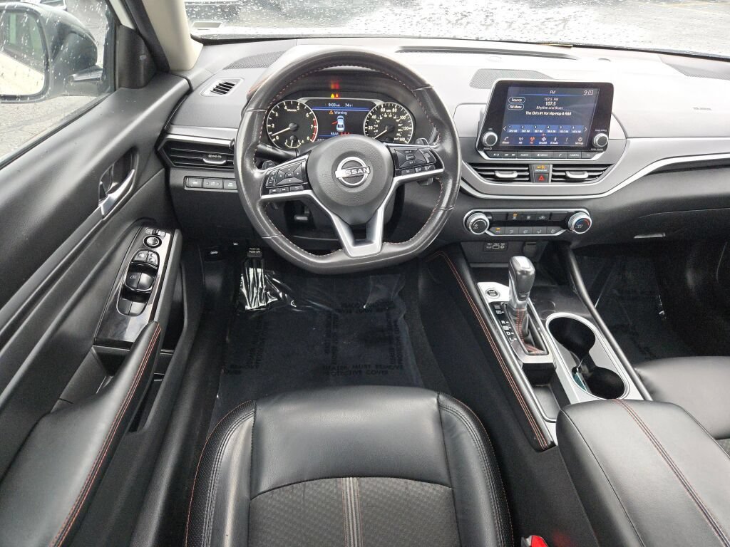 Used 2024 Nissan Altima 2.5 SR FWD image 3