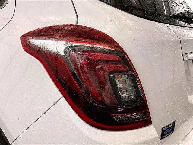 Used 2019 Buick Encore Essence FWD image 28