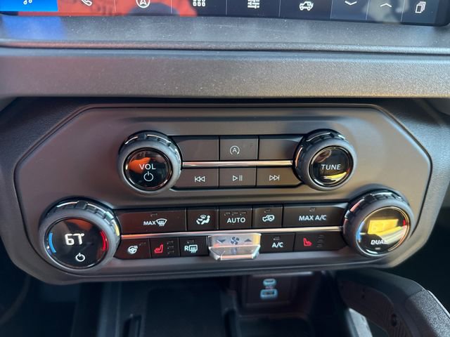 New 2025 Ford Bronco Badlands w/ Sasquatch Package AWD/4WD image 24