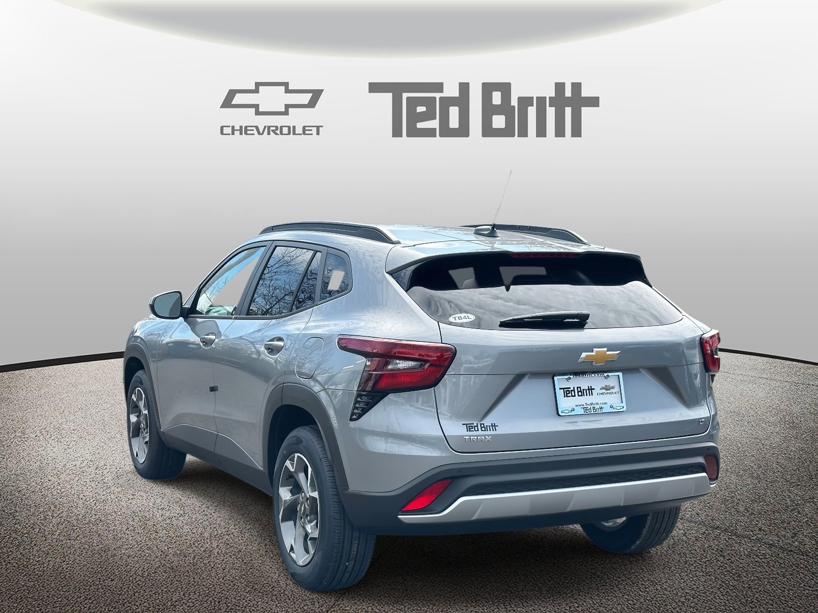 New 2026 Chevrolet Trax LT w/ Driver Confidence Package FWD image 6