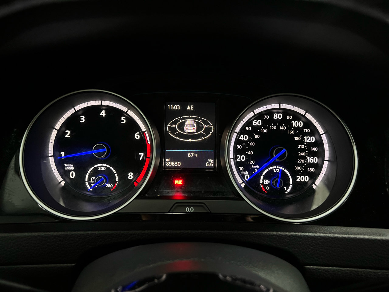 Used 2017 Volkswagen Golf R 4-Door image 20