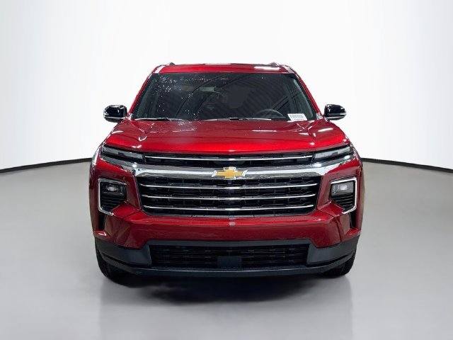 New 2027 Chevrolet Traverse LT FWD image 3