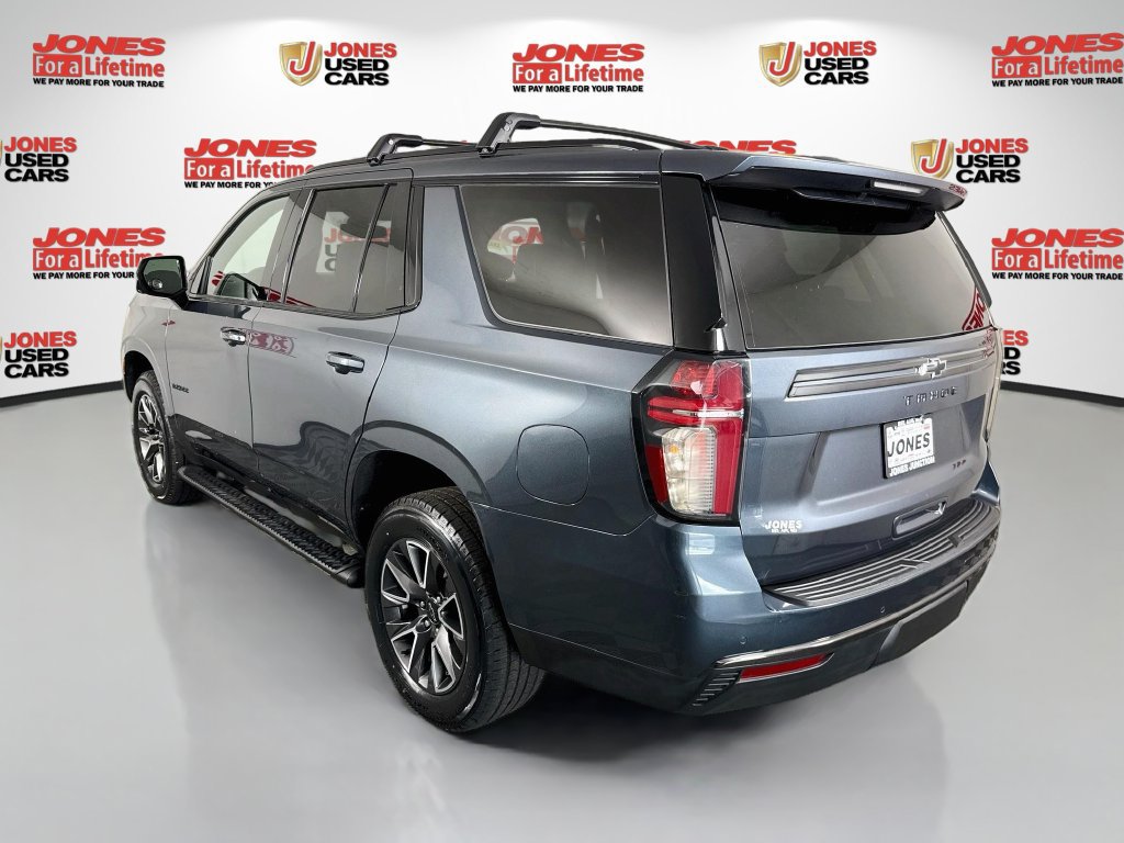 Used 2021 Chevrolet Tahoe Z71 w/ Luxury Package AWD/4WD image 2