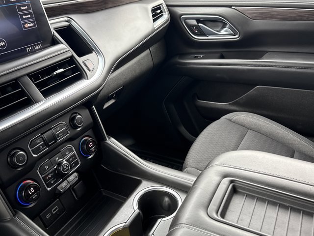 Used 2021 Chevrolet Suburban LS w/ Driver Alert Package image 22