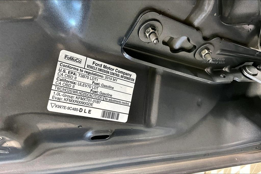 Used 2019 Ford EcoSport SE w/ SE Convenience Package image 30