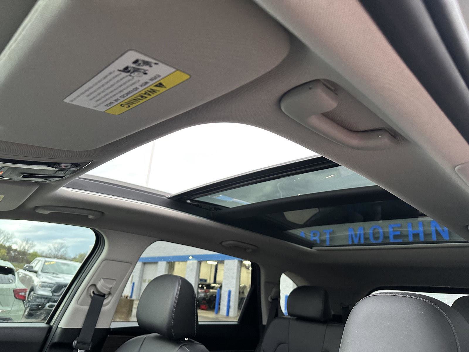 Used 2022 Kia Sorento S w/ Panoramic Sunroof Package AWD/4WD image 35