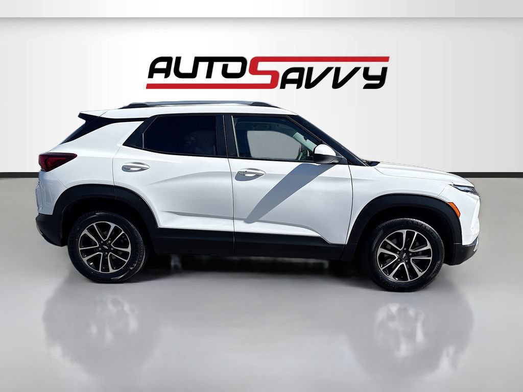 Used 2025 Chevrolet TrailBlazer LT AWD/4WD image 8
