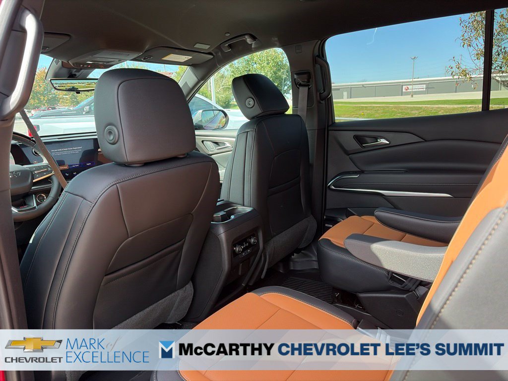 New 2027 Chevrolet Traverse Z71 w/ Enhanced Driving Package AWD/4WD image 44