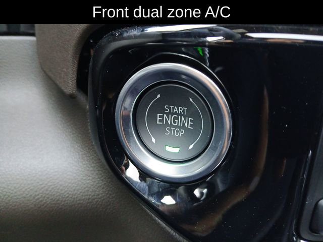 New 2026 GMC Sierra 1500 SLT image 18
