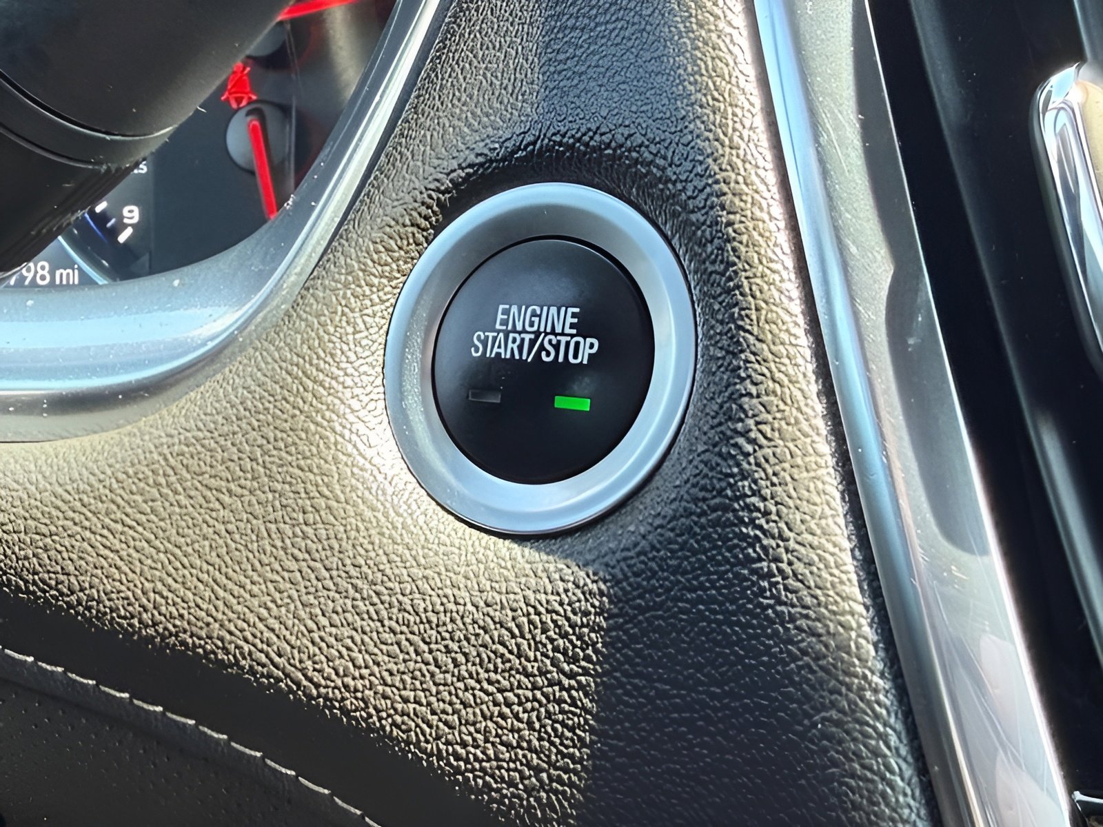 Used 2023 Chevrolet Traverse Premier w/ LPO, Floor Liner Package AWD/4WD image 18