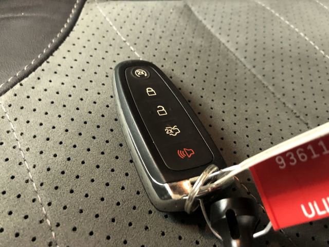 Used 2016 Ford Taurus SHO w/ Equipment Group 401A image 32