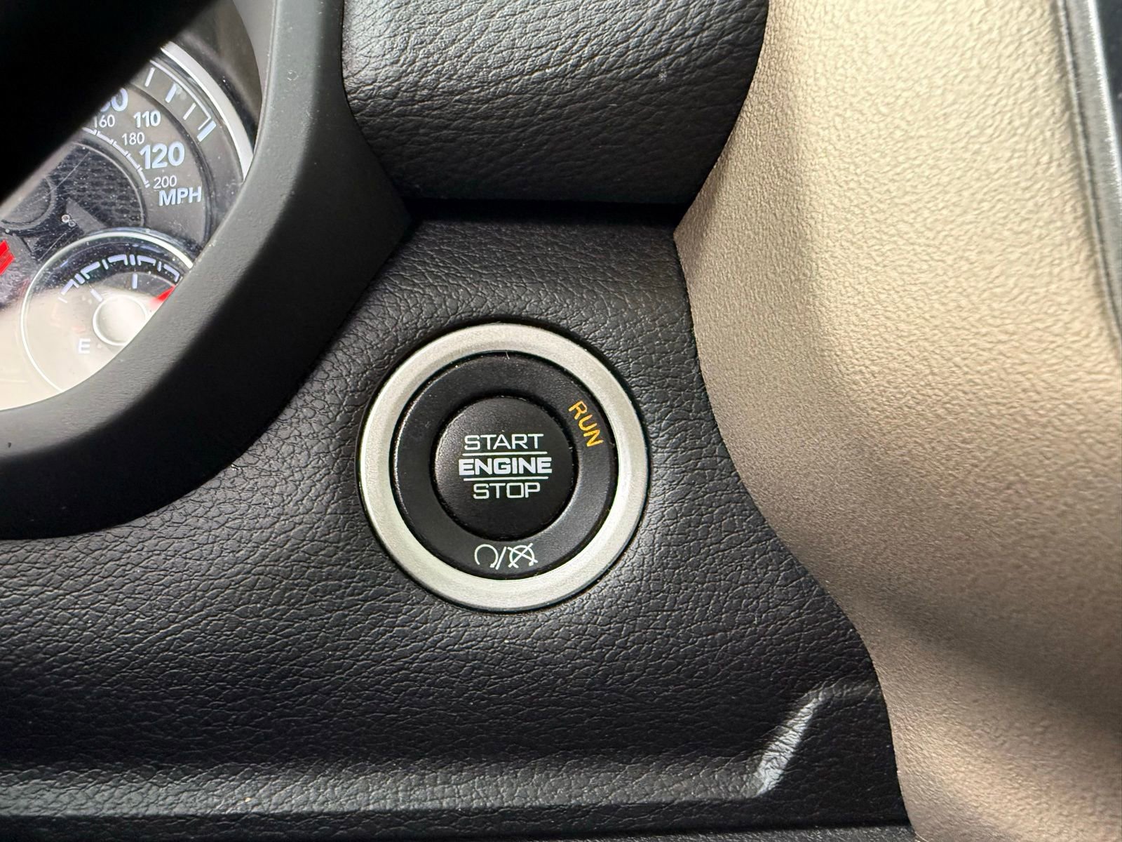 Used 2022 RAM 2500 Laramie image 25