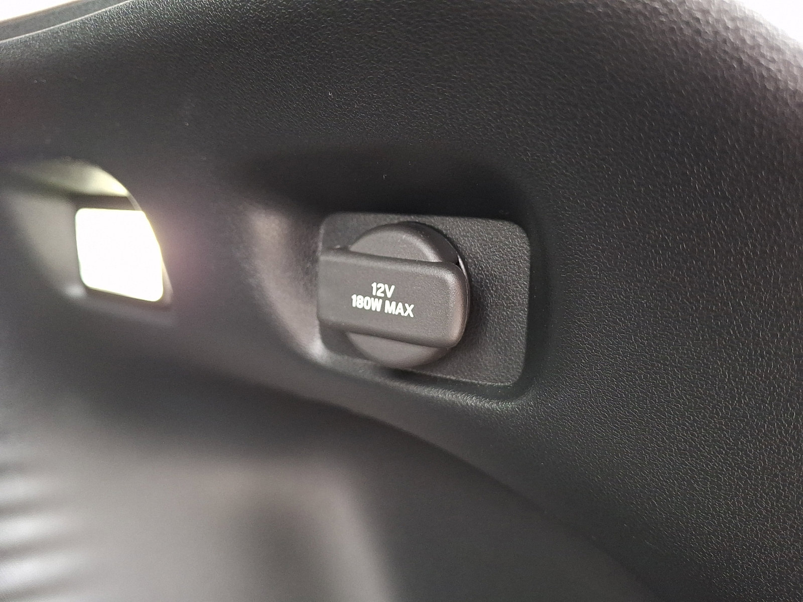 Used 2023 Honda HR-V LX image 28