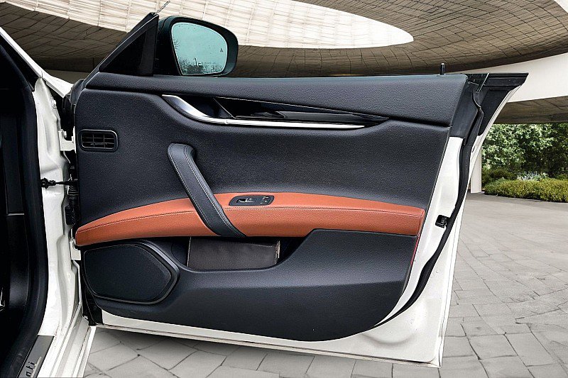 Used 2022 Maserati Ghibli Modena Q4 image 18