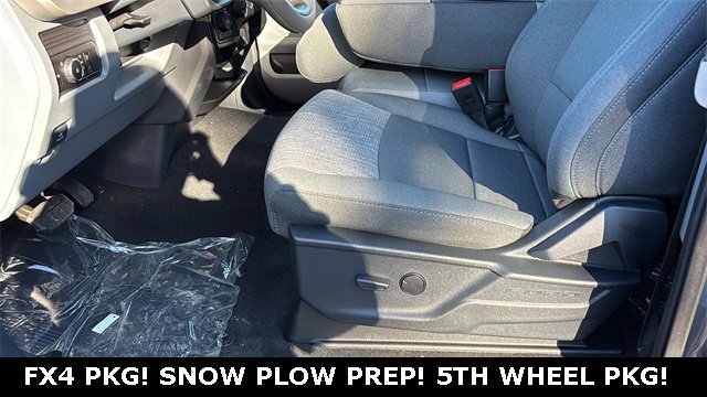 New 2026 Ford F350 XLT image 23