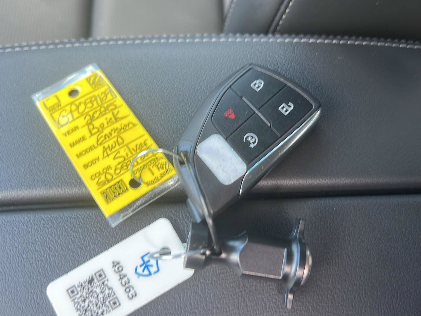 Used 2025 Buick Envision Preferred AWD/4WD image 34