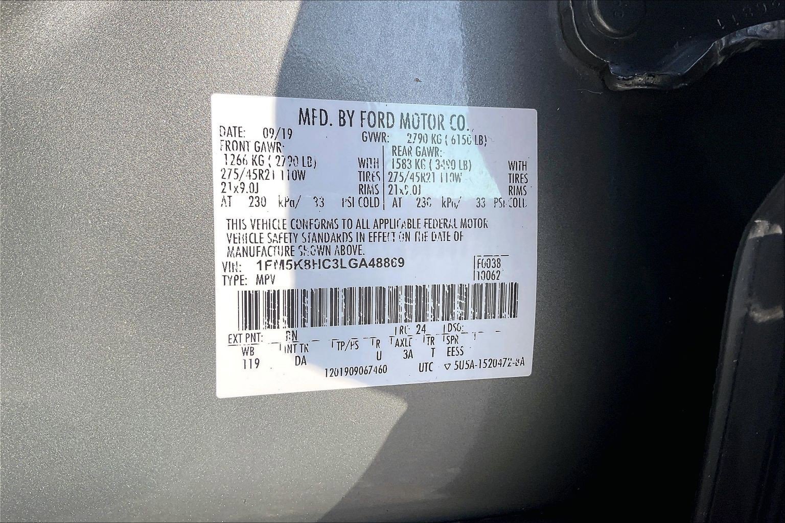 Used 2020 Ford Explorer Platinum w/ Premium Technology Package image 28