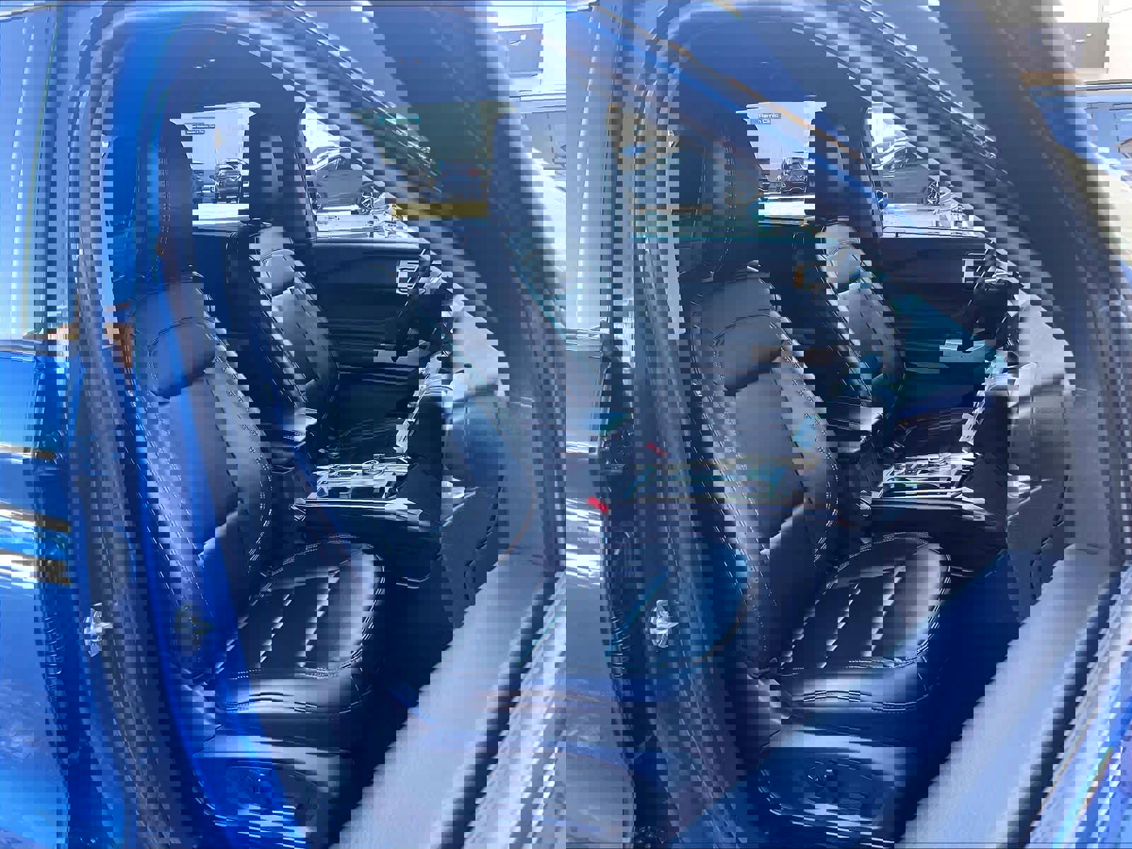 Used 2023 Ford Explorer XLT w/ Equipment Group 202A image 11