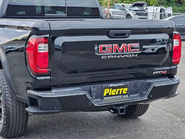 New 2026 GMC Canyon AT4 AWD/4WD image 11