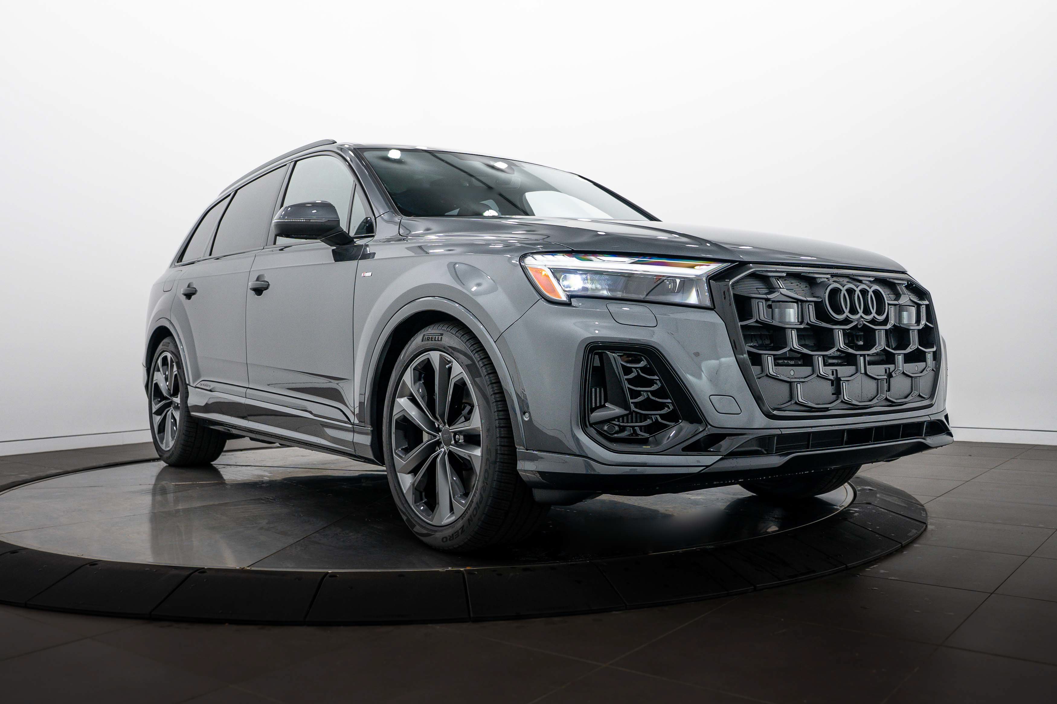 New 2026 Audi Q7 3.0T Prestige AWD/4WD image 2