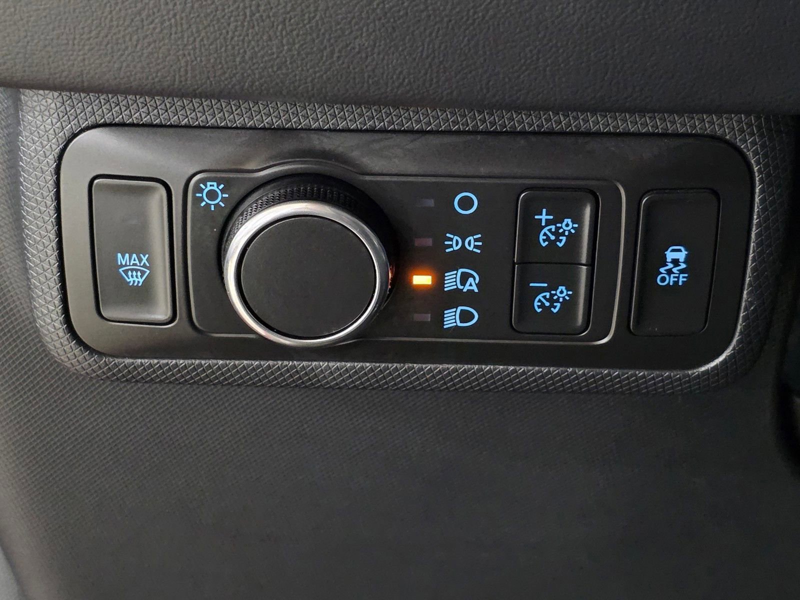 Used 2022 Ford Mustang Mach-E Premium image 34