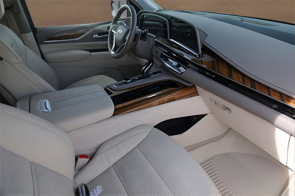 Certified 2024 Cadillac Escalade ESV Sport Platinum w/ LPO, Floor Liner Package image 33