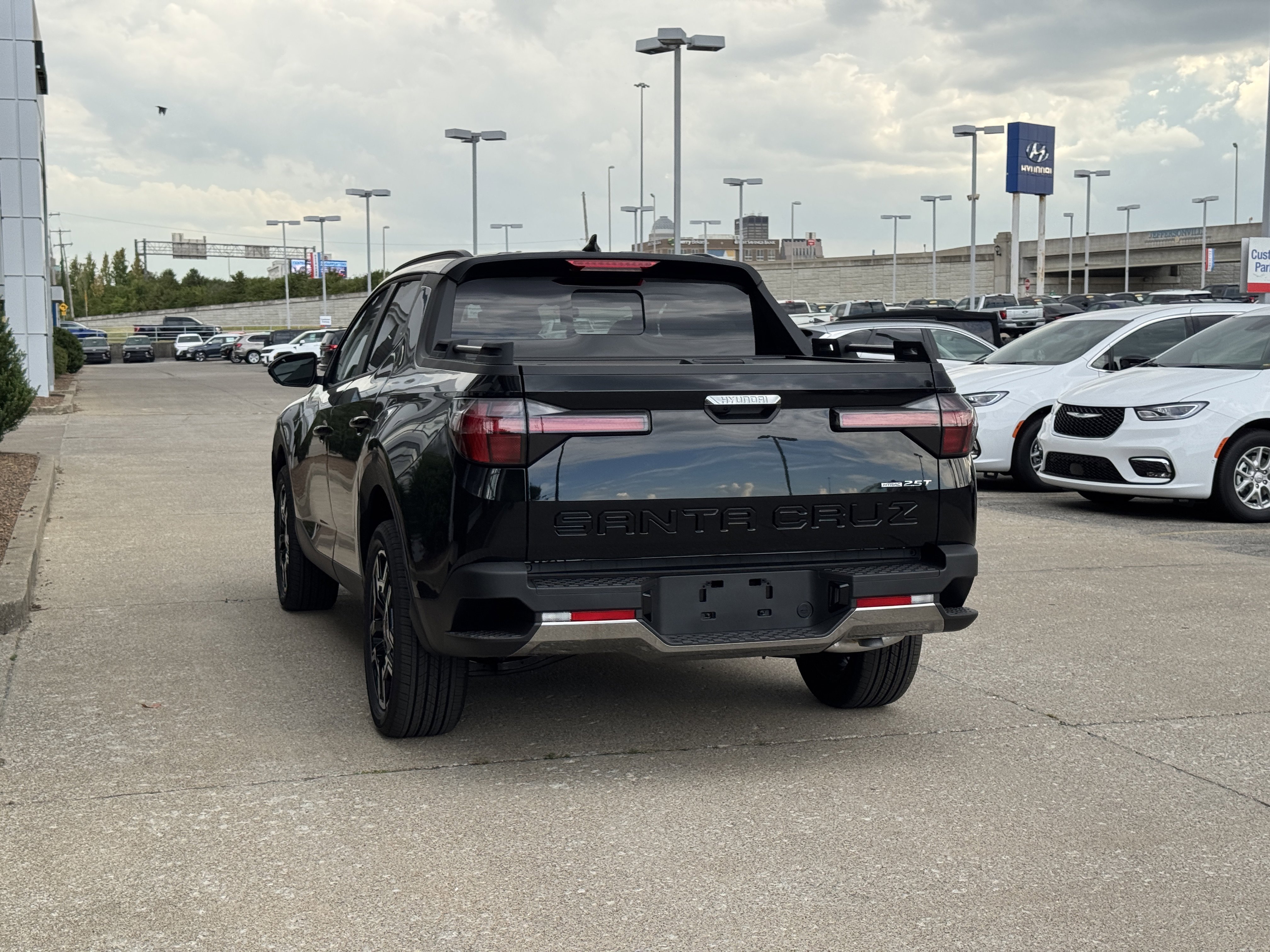 New 2026 Hyundai Santa Cruz Limited image 8