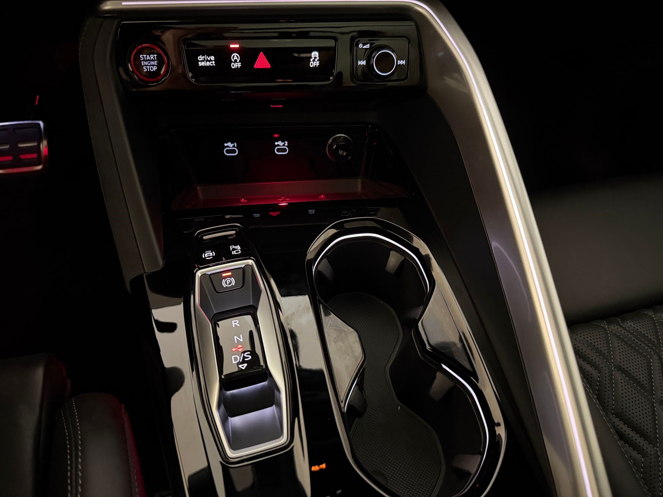 New 2026 Audi SQ5 Premium Plus AWD/4WD image 18