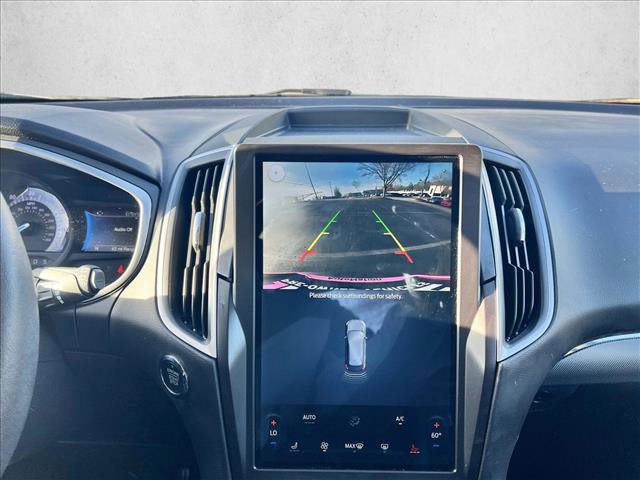 Used 2021 Ford Edge SEL w/ Convenience Package image 12