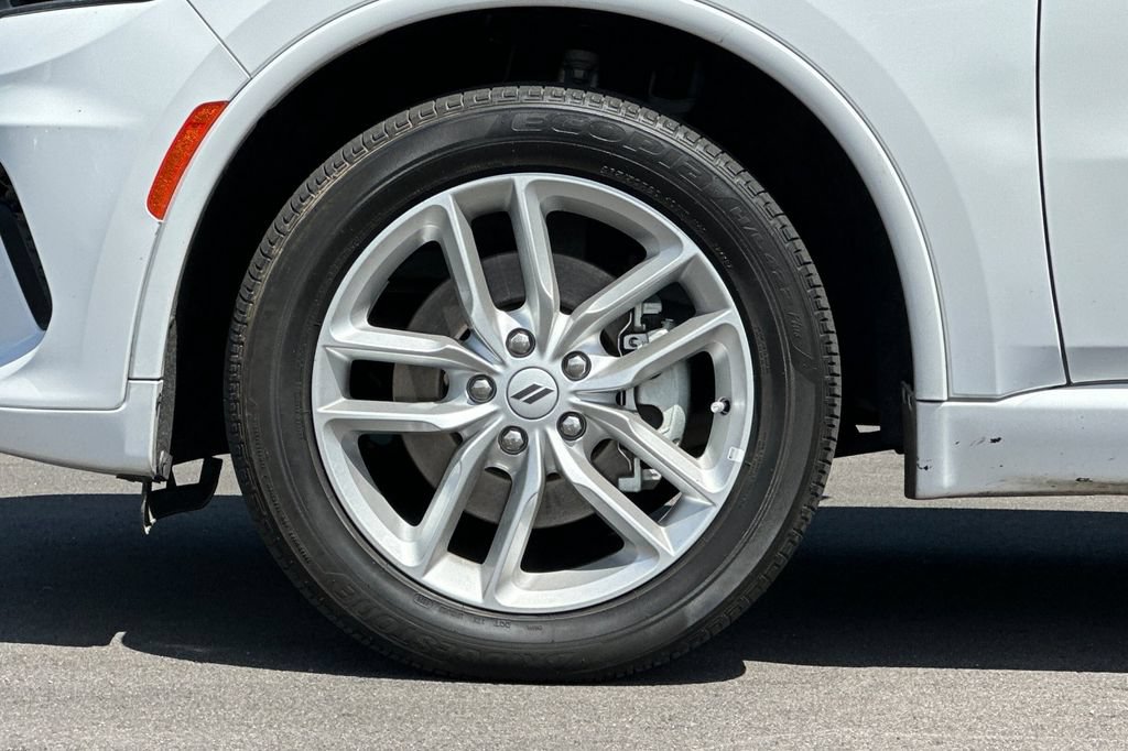 Used 2025 Dodge Durango GT AWD/4WD image 28