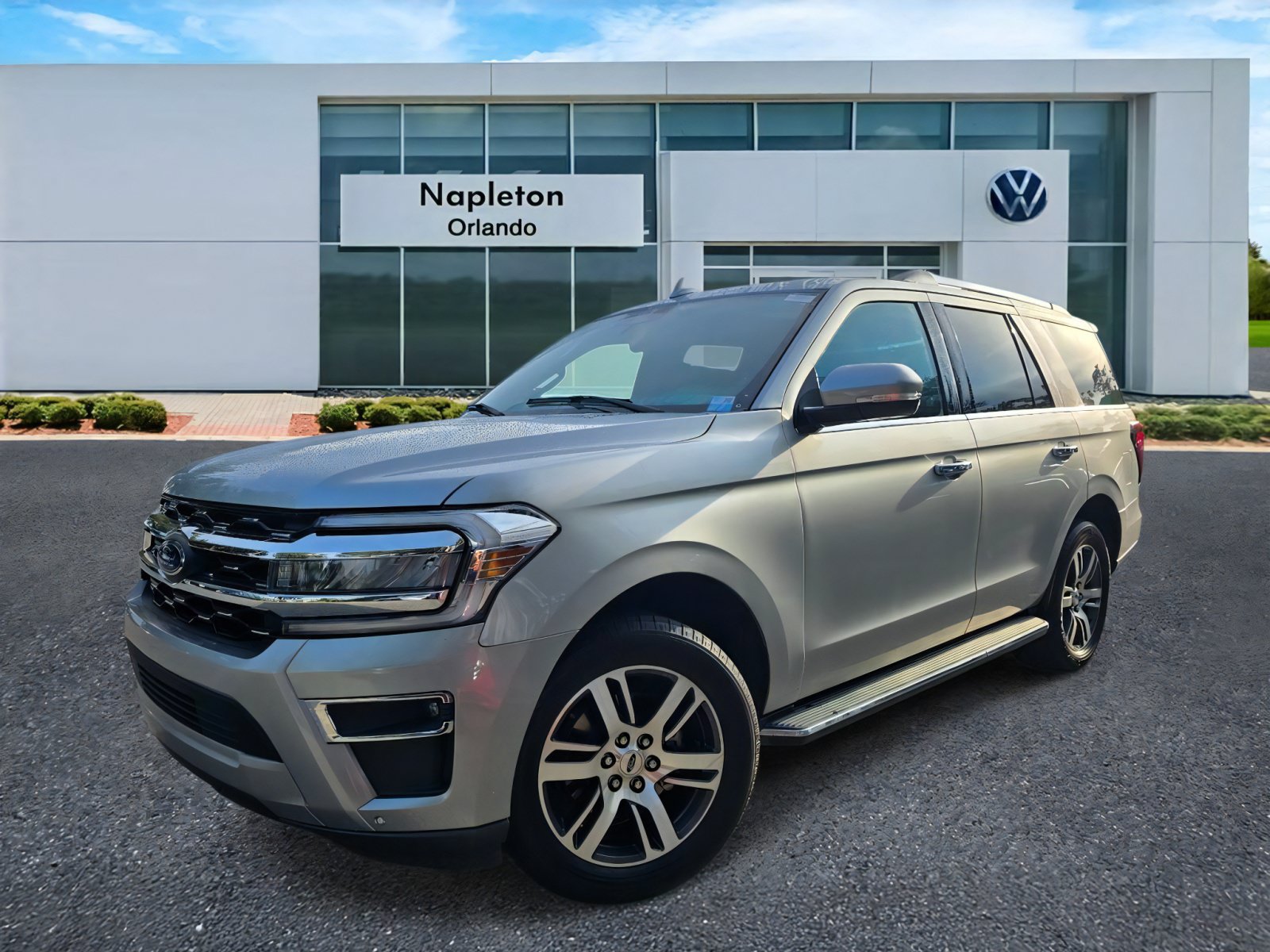 Used 2023 Ford Expedition Limited RWD image 39