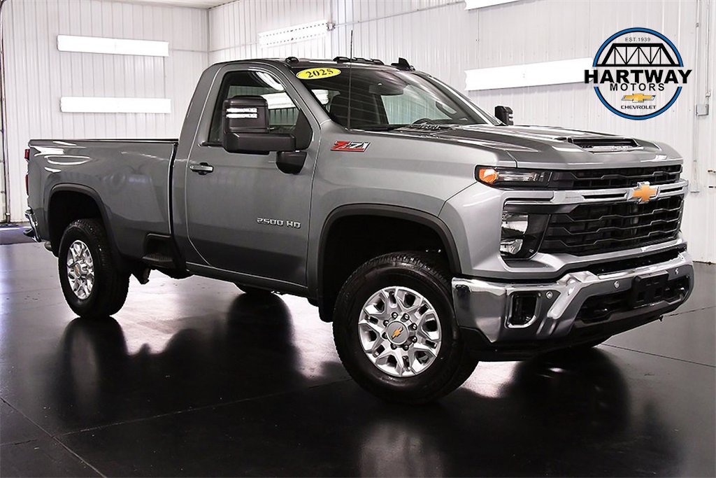 Used 2025 Chevrolet Silverado 2500 LT w/ Convenience Package image 1